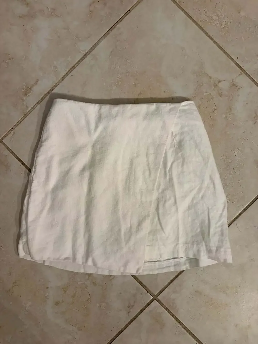 Abercrombie & Fitch White Linen Blend Wrap Skort